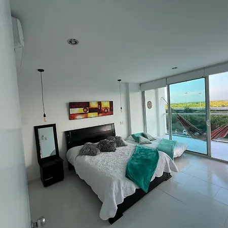 Acogedor Apartamento Primera Linea De Playa Cartagena